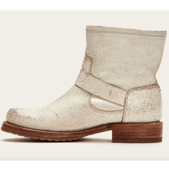 Frye Veronica Bootie in Distressed Off White - Picture 5 of 6